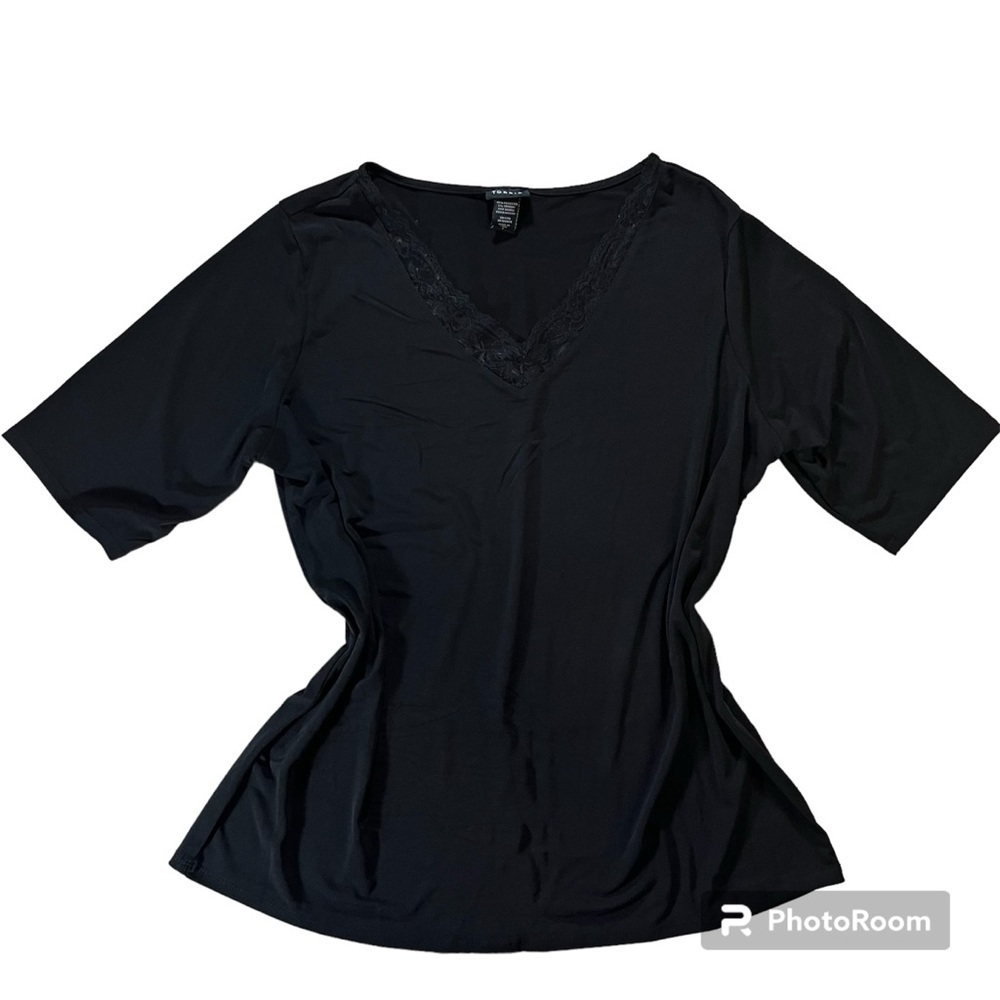 Torrid Women’s Plus Size Black Lace V-Neck Tee T-shirt Stretchy Soft Top SZ 1